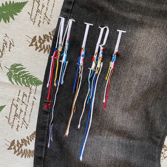 Amiri Vintage Black Washed Embroidered Logo Mens Jeans - Picture 5 of 7